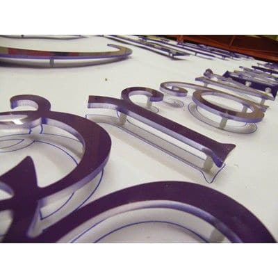 Letras acrílicas de corte plano de 5 mm de grosor